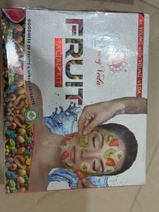 Facial kit