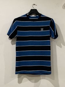 Adidas Half Sleeve Wide Lining Tshirt