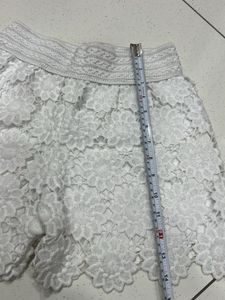 Cute White Lace Shorts