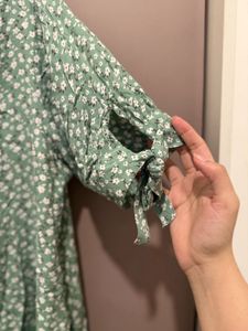WESTSIDE Green Floral Dress