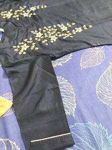 Gorgeous Look Navy Blue Kurta Pant Set