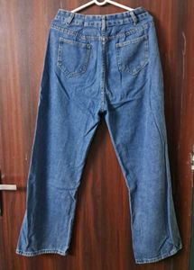 Straight Jeans