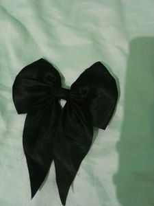 Black Bow Hair Accessory