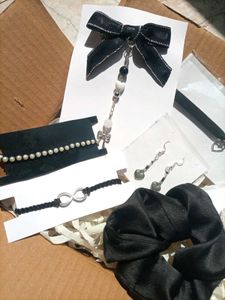 &#34;Black Hamper&#34; For Girls 🖤✨