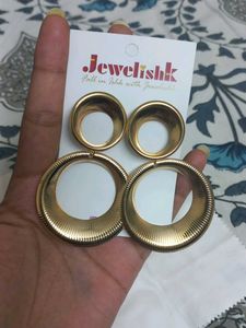 Brand NEW Gold Double Hoop Earrings