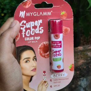 Berry Lipbalm With Sweet Smell