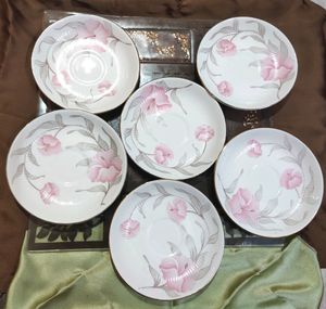 Fine Bone China Plates