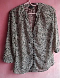 Harpa Floral Button-Down Blouse