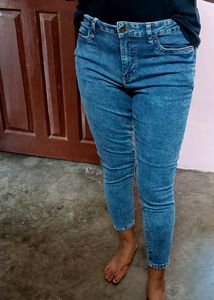 ROADSTER SKINNY JEANS FOR WOMENS