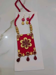 Necklace Set