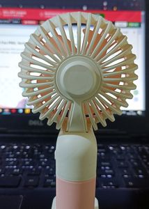 Mini Fan Portable ,rechargeable Fan Via Usb Along With Holding Stand