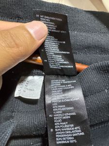 H&amp;M Divided Black Regular Fut Jogger