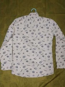 Patterned White Long Sleeve Shirt