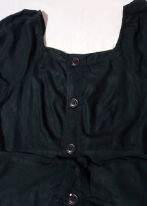 Black Crop top (Tokyo Talkies)