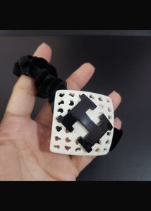Chic &#39;H&#39; Hair Tie