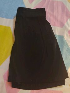 I Am Selling Pretty Black Mini Skirt