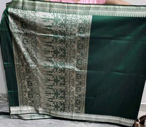 Elegant Bottle Green Banarasi Silk Saree