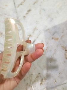 Beautiful Pastel White Claw Clip