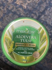 Maxglow Aloevera Tulsi Cream