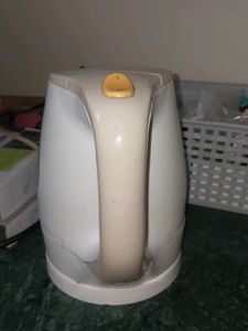Electric Kettle - White
