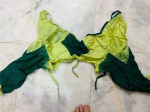 Poshak Set Odhni Lehenga Choli Rajputi