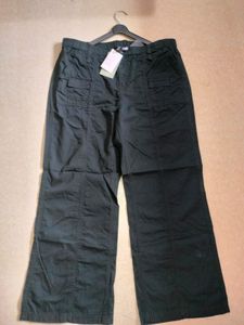 ✨ H&M Black Trousers – Brand New