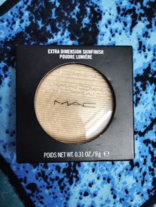 Mac Extra Dimensions Highlighter - Whisper Of Gilt