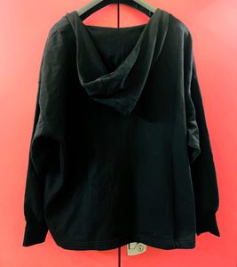 H&amp;M Black Sweatshirt