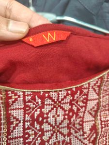 Elegant Maroon Embroidered Kurta