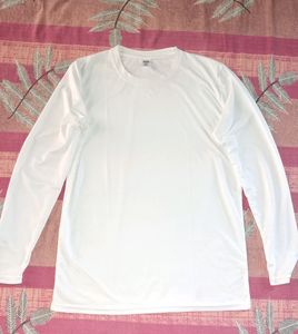 White T-shirt 😬