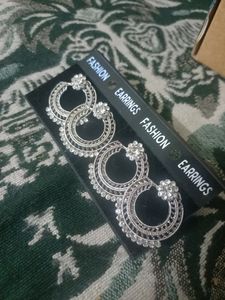 Earing Set Of 2