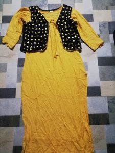 New Unused Yellow And Blue Kurthis