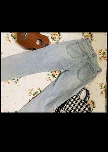 Korean Ripped Jeans...