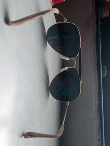 Ray-Ban Unisex UV Protected Pilot Sunglasses