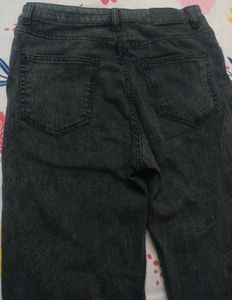 Women Charcoal Straight Fit Jeans