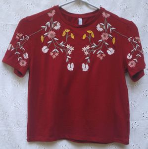 EMBROIDERED TOP