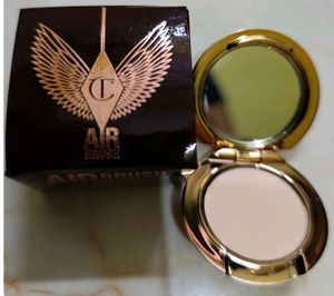 Charlotte Tillbury Airbrush Flawless Compact