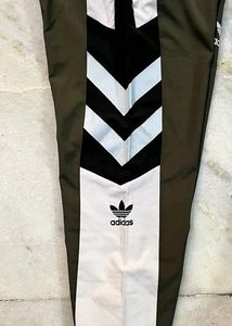 ADIDAS ORIGINALS STRAIGHT FIT OLIVE TRACK PANTS