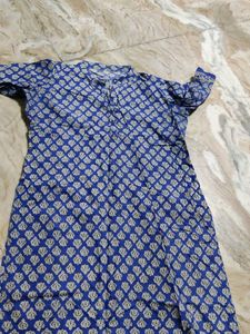 Beautiful cotton Straight Kurti For Daily Use