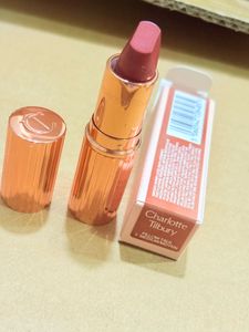 Charlotte Tilbury Matte Revolution Lipstick