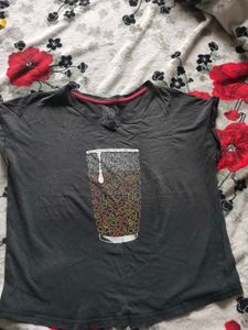 Graphic Print Tee