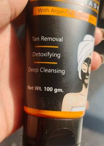 Activated Charcoal Peel-Off Mask