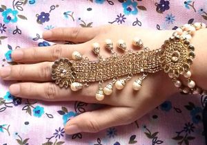 Elegant Hand Harness😍