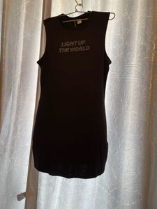 Black Sleeveless Dress Size L