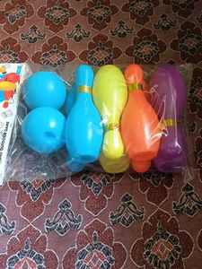 Bowling play set