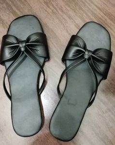Two Slipper 🥿🥰