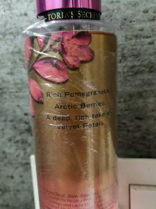 Victoria Secret Velvet Petals Decadent Body Mist