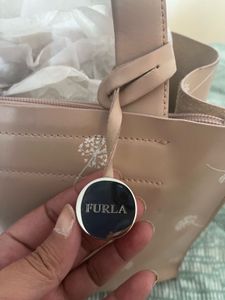 Furla Small Hansbag - Throaway Price