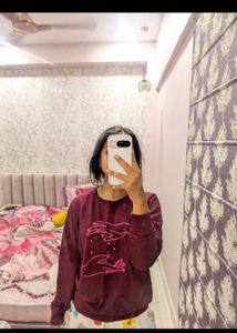Burgundy Graphic Sweatshirt