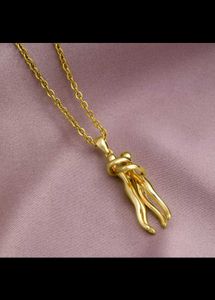 Hug Pendant Necklace